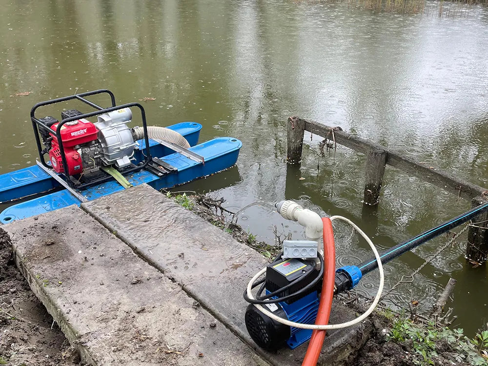 Flowatt 24V Solar Surface Centrifugal Water Pump: A Hungarian Pond Application